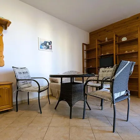 Akrotiri 2br Apartament Sozopol