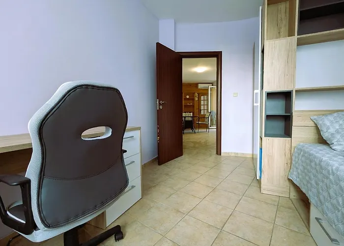 Akrotiri 2br דירה