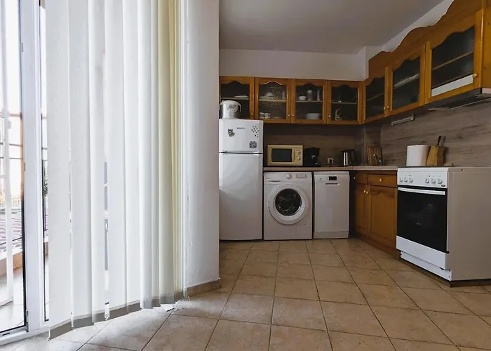 דירה Akrotiri 2br *